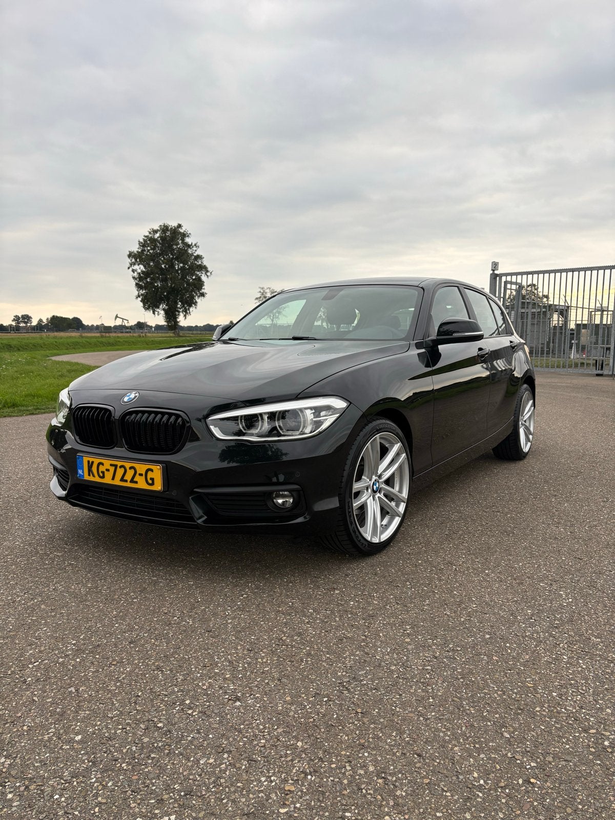 BMW 1-Serie 116i 109pk 2016 Zwart, 1-Serie, Achterwielaandrijving, 1280 kg, Zwart