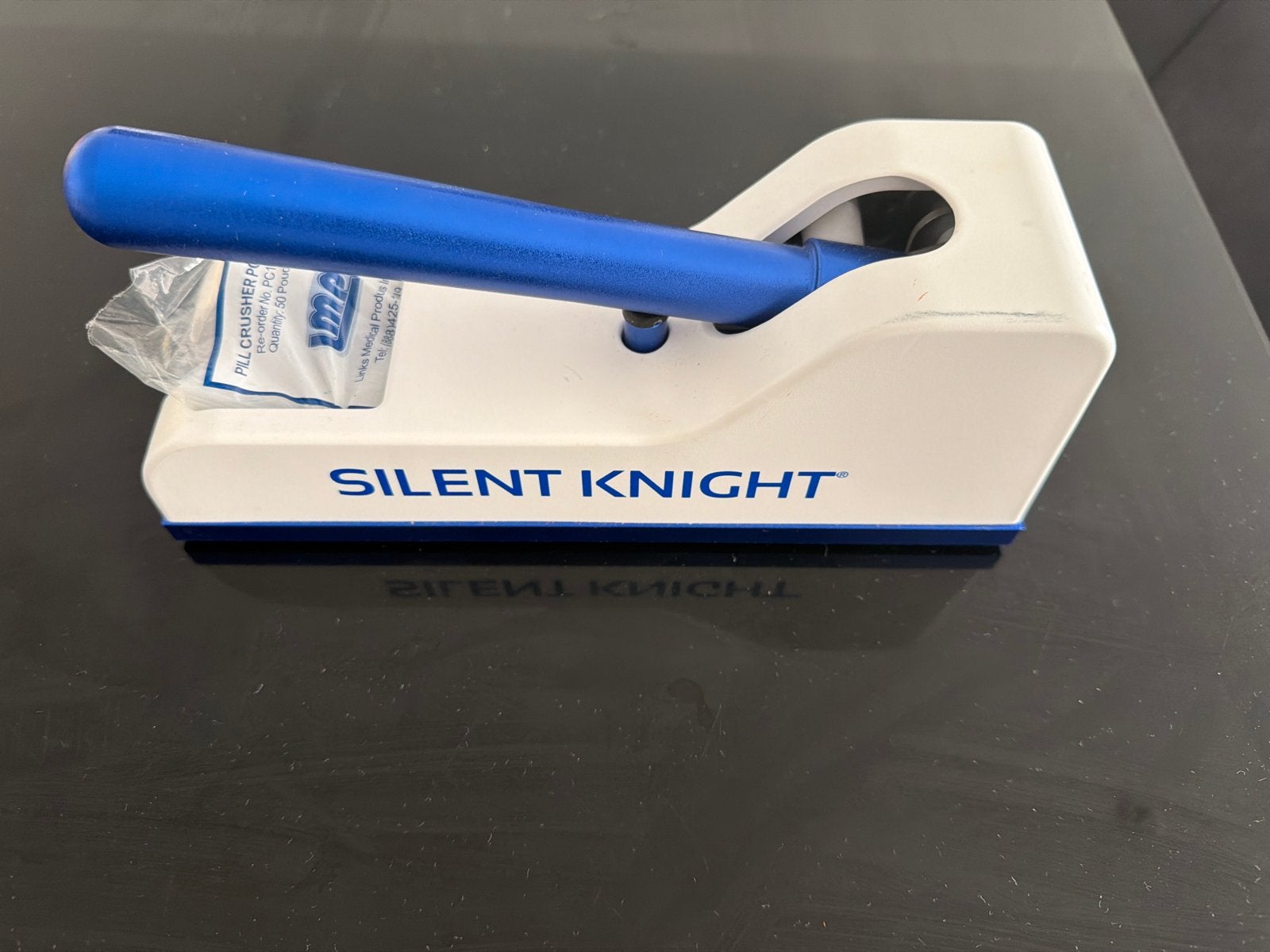 Silent Knight medicijnvermaler, Ophalen of Verzenden, Zo goed als nieuw