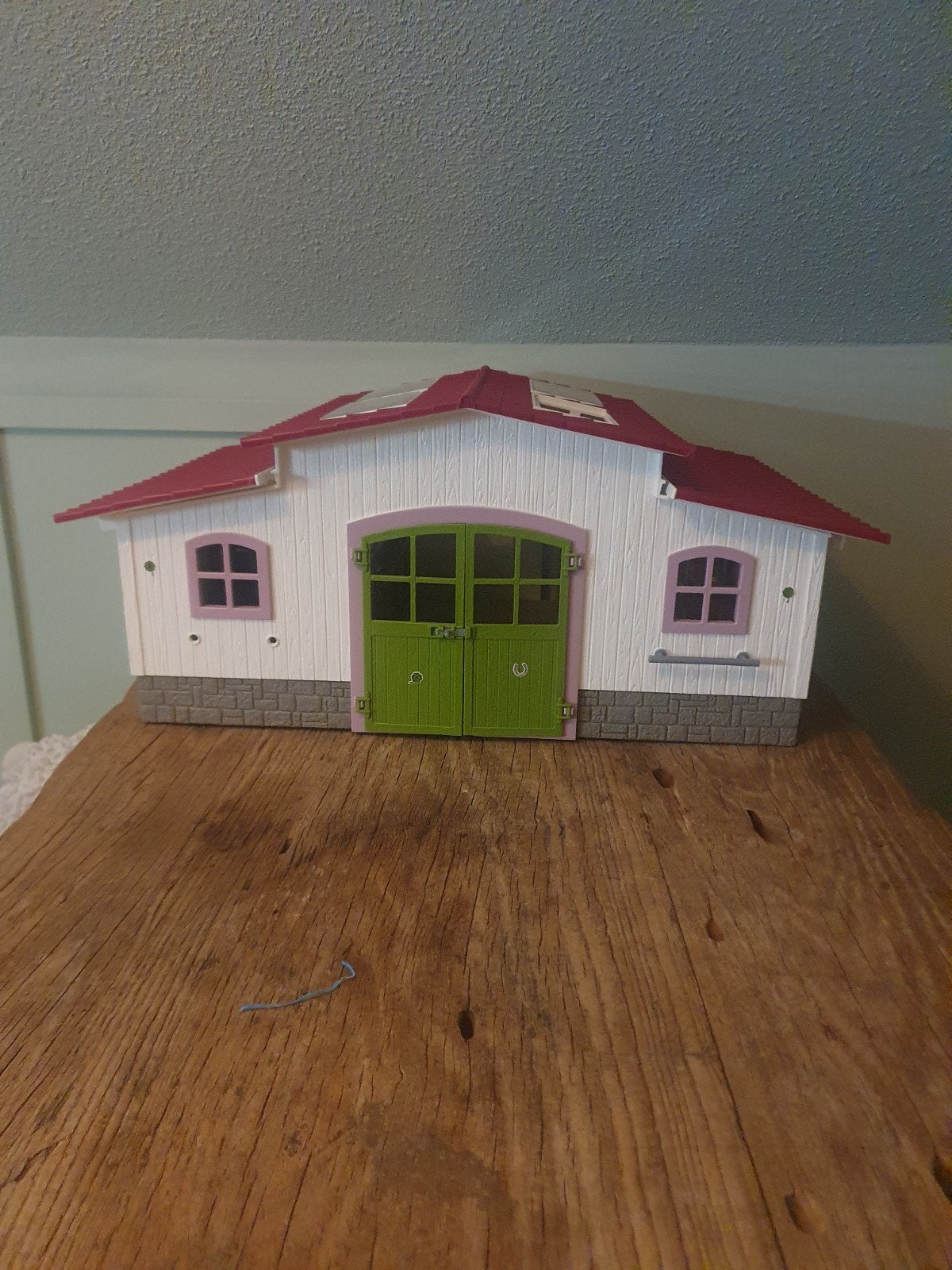 Schleich stal met 4 boxen en openslaande deuren, Ophalen of Verzenden, Gebruikt, Meisje