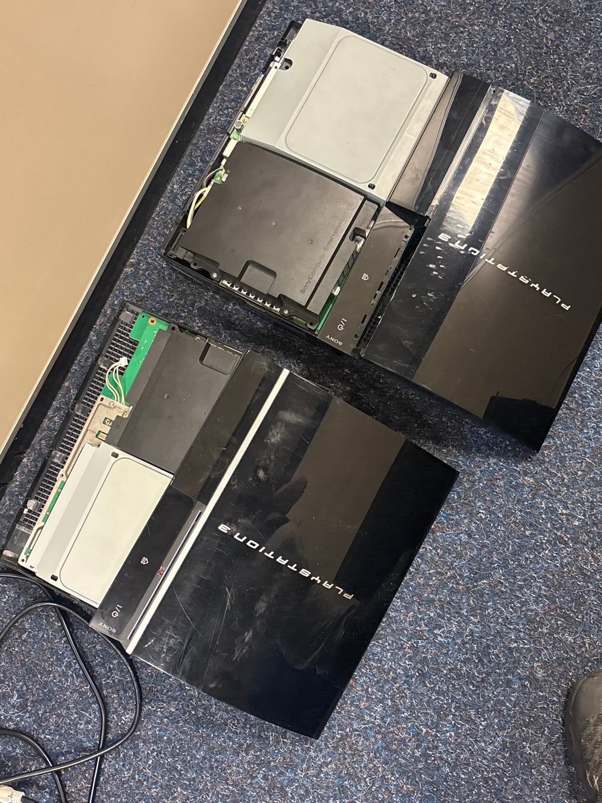 2 defecte PlayStation 3 consoles voor onderdelen, Ophalen of Verzenden, Niet werkend