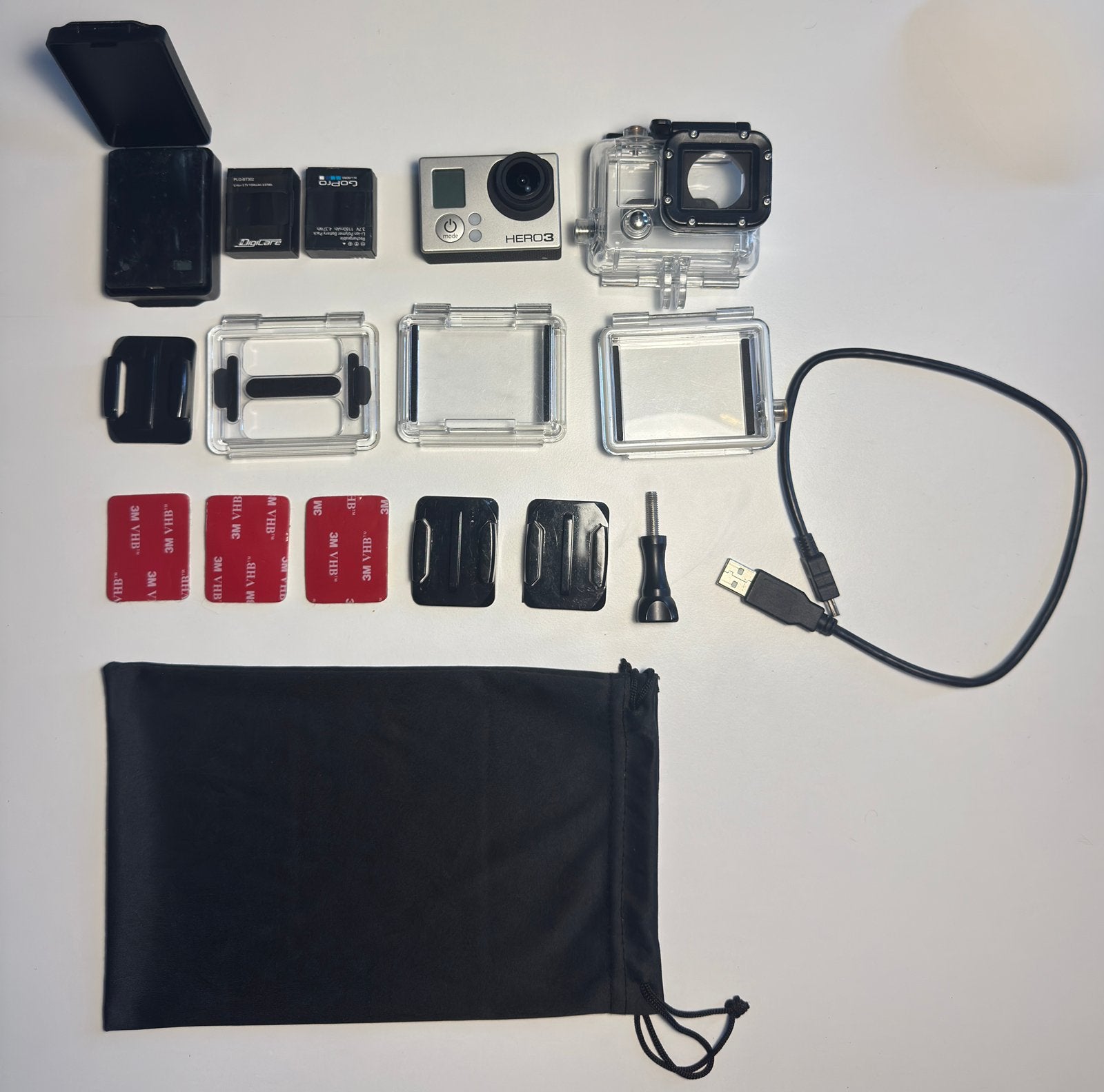Te koop: GoPro HERO3 + accessoires – €80, Audio, Tv en Foto, Actiecamera's, Ophalen, Zo goed als nieuw