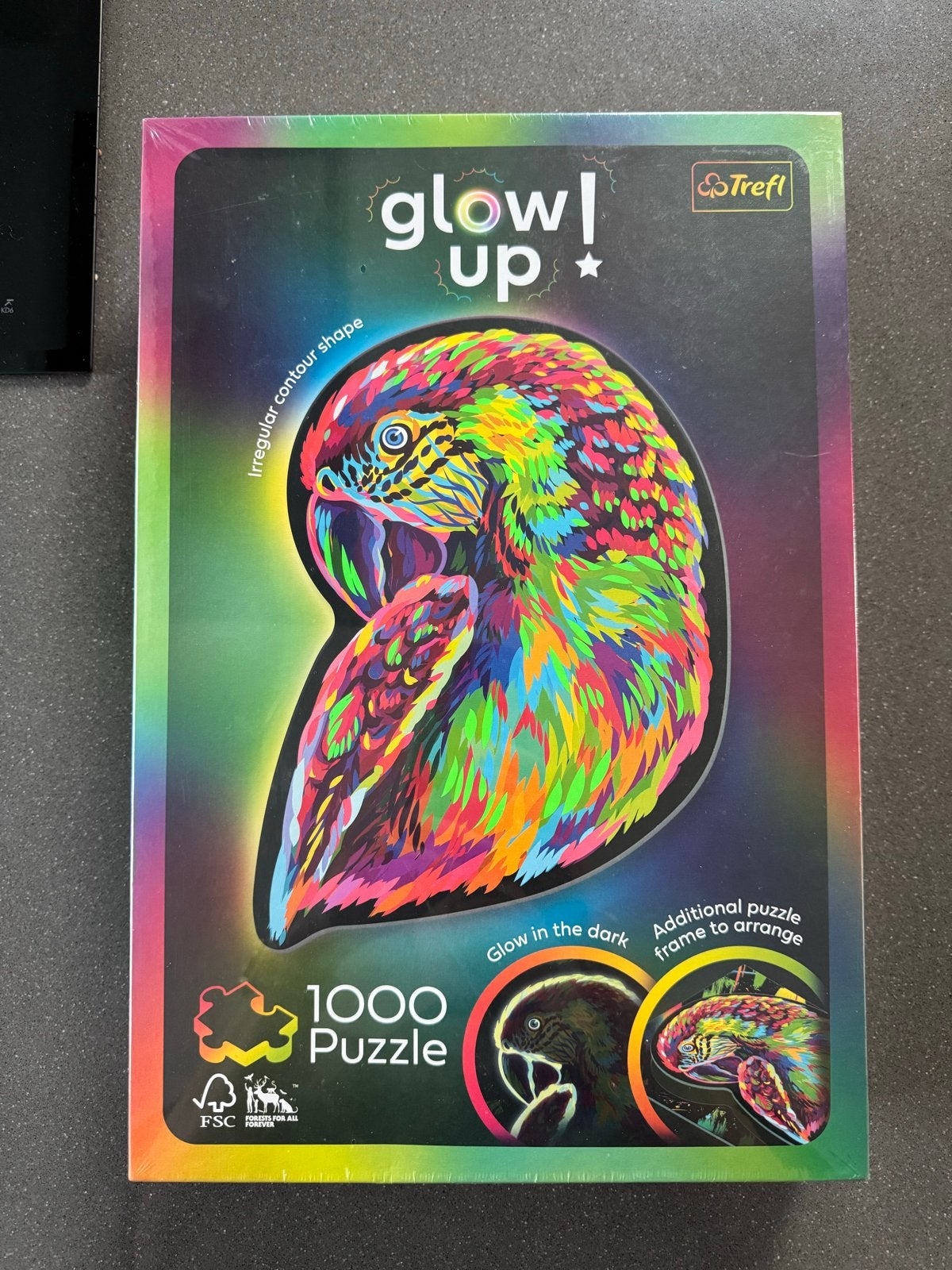 Glow Up Trefl Papegaai Puzzel 1000 Stukjes - Nieuw, Ophalen of Verzenden, 500 t/m 1500 stukjes, Nieuw, Legpuzzel