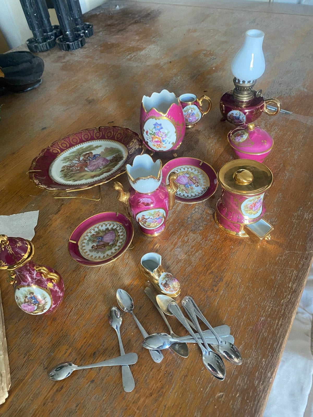 Antieke decoratieve set met miniatuur olielamp, Antiek en Kunst, Ophalen of Verzenden