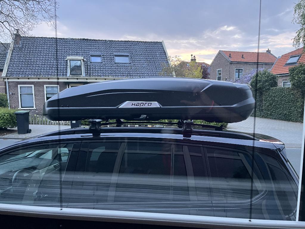 TE HUUR Dakkoffer Hapro Trivor (640 liter), Ophalen, Zo goed als nieuw