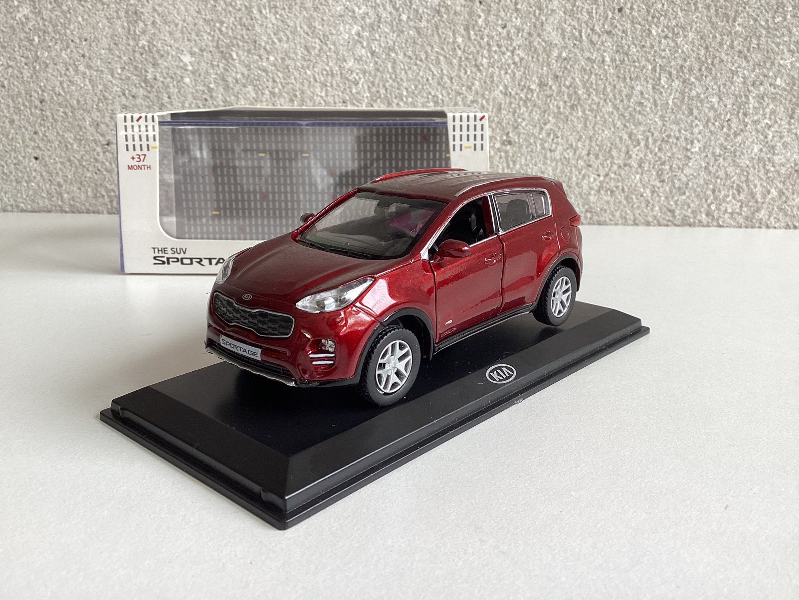 Kia Sportage (2015-2021) 1:38 Nieuwstaat in verpakking, Hobby en Vrije tijd, Ophalen of Verzenden, Nieuw, Auto, Overige merken