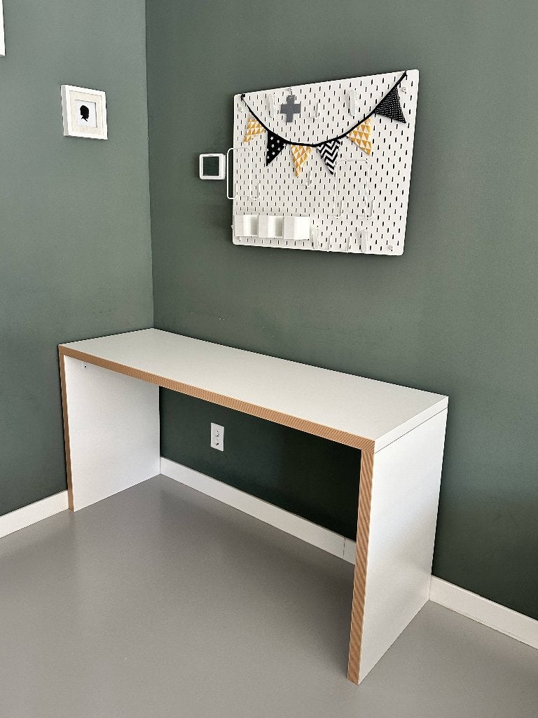 Kinderbureau, Ophalen, Zo goed als nieuw, Tafel(s)