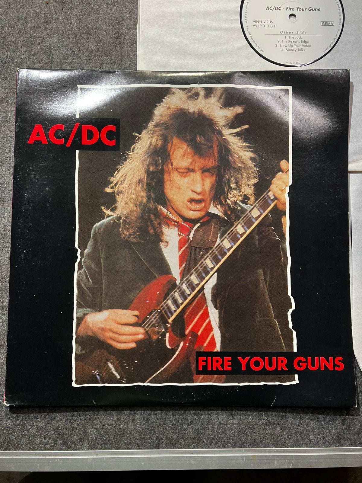 AC/DC live bootleg fire your guns nieuw, Speciale editie, Ophalen of Verzenden, Hardrock, Nieuw in verpakking