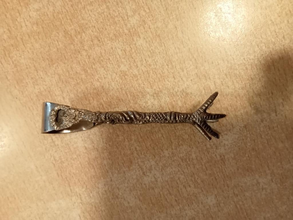 Antieke verzilverde suikertang , vogel klauw, Ophalen of Verzenden