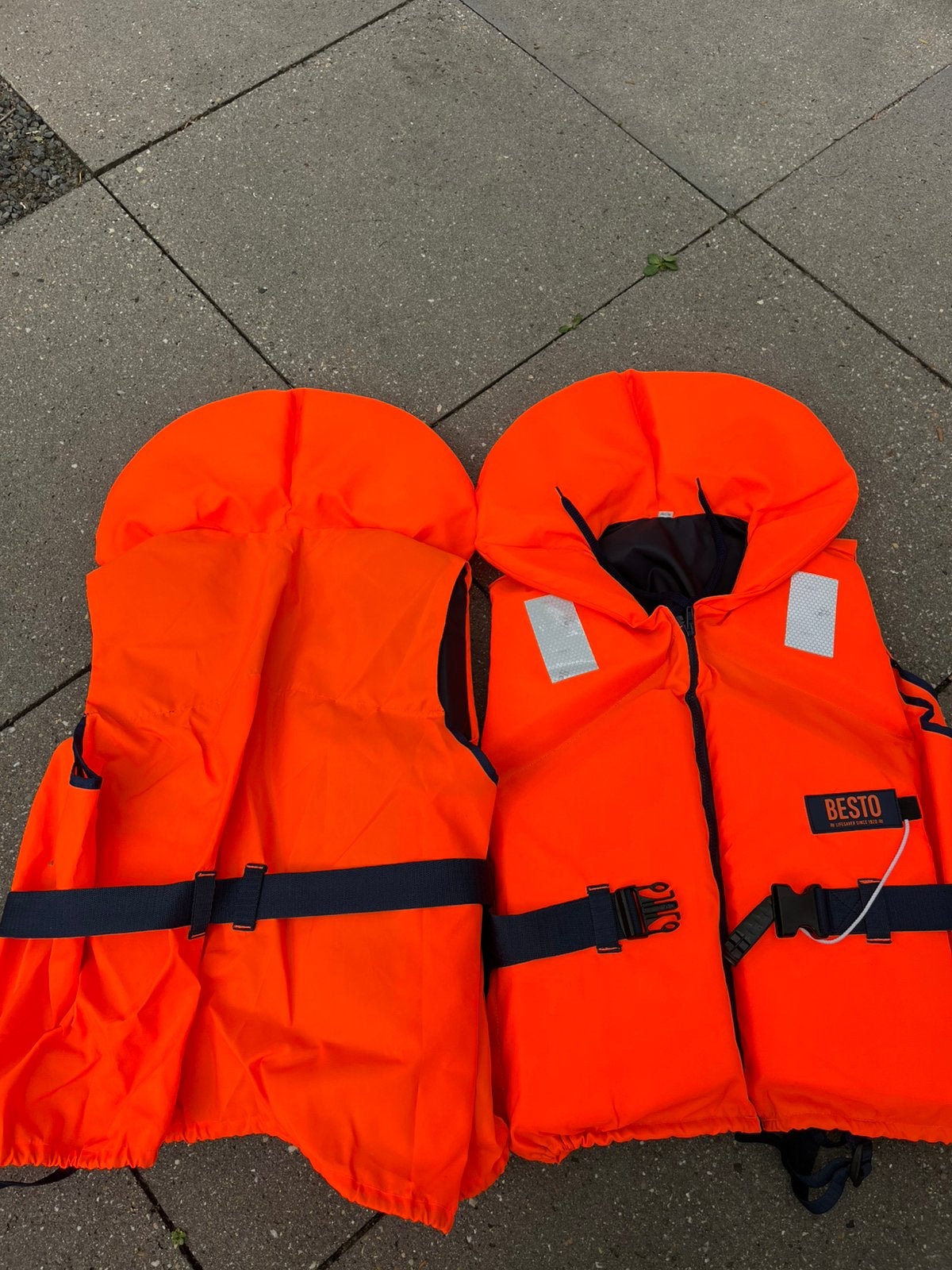 Reddinsvesten - Besto, Watersport en Boten, Ophalen, Nieuw, Dame of Heer, Reddingsvest of Zwemvest