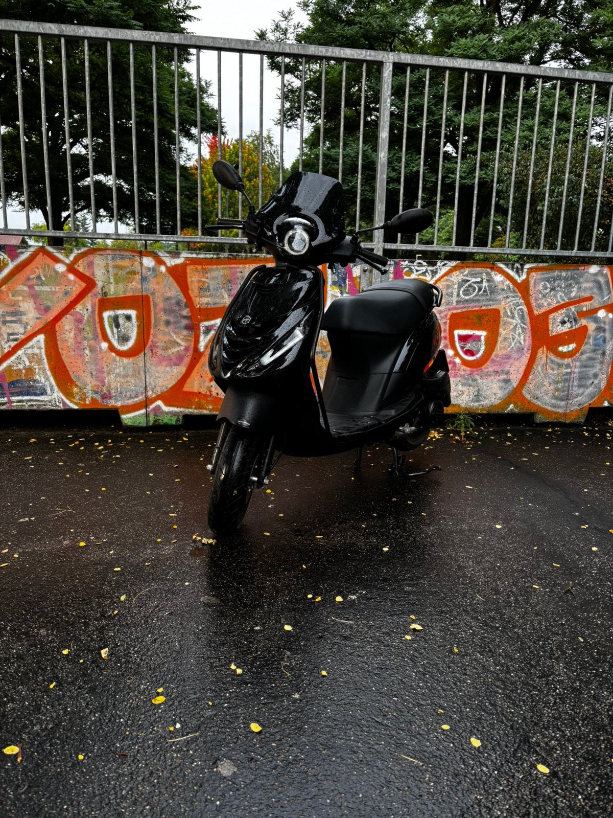 Piaggio zip 4 takt uit 2025, Ophalen, Zo goed als nieuw, Uitlaat, Piaggio