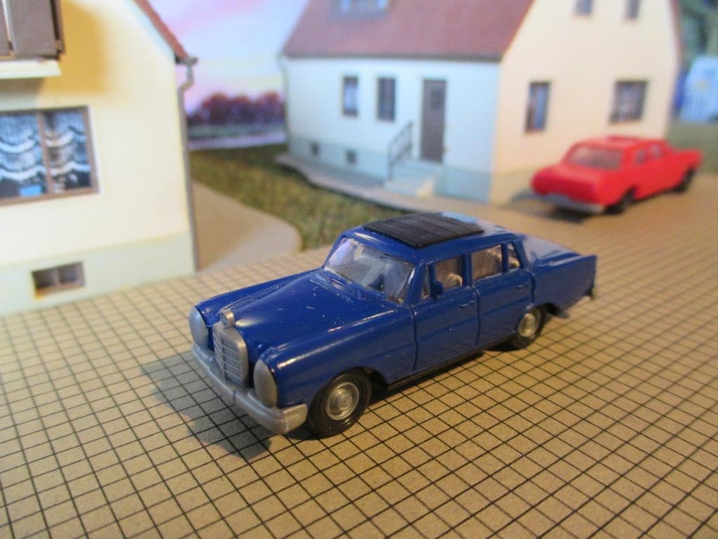 Mercedes Benz W111 220SE Heckflosse - Busch met vouwdak, Ophalen of Verzenden, Zo goed als nieuw, Auto, Overige merken