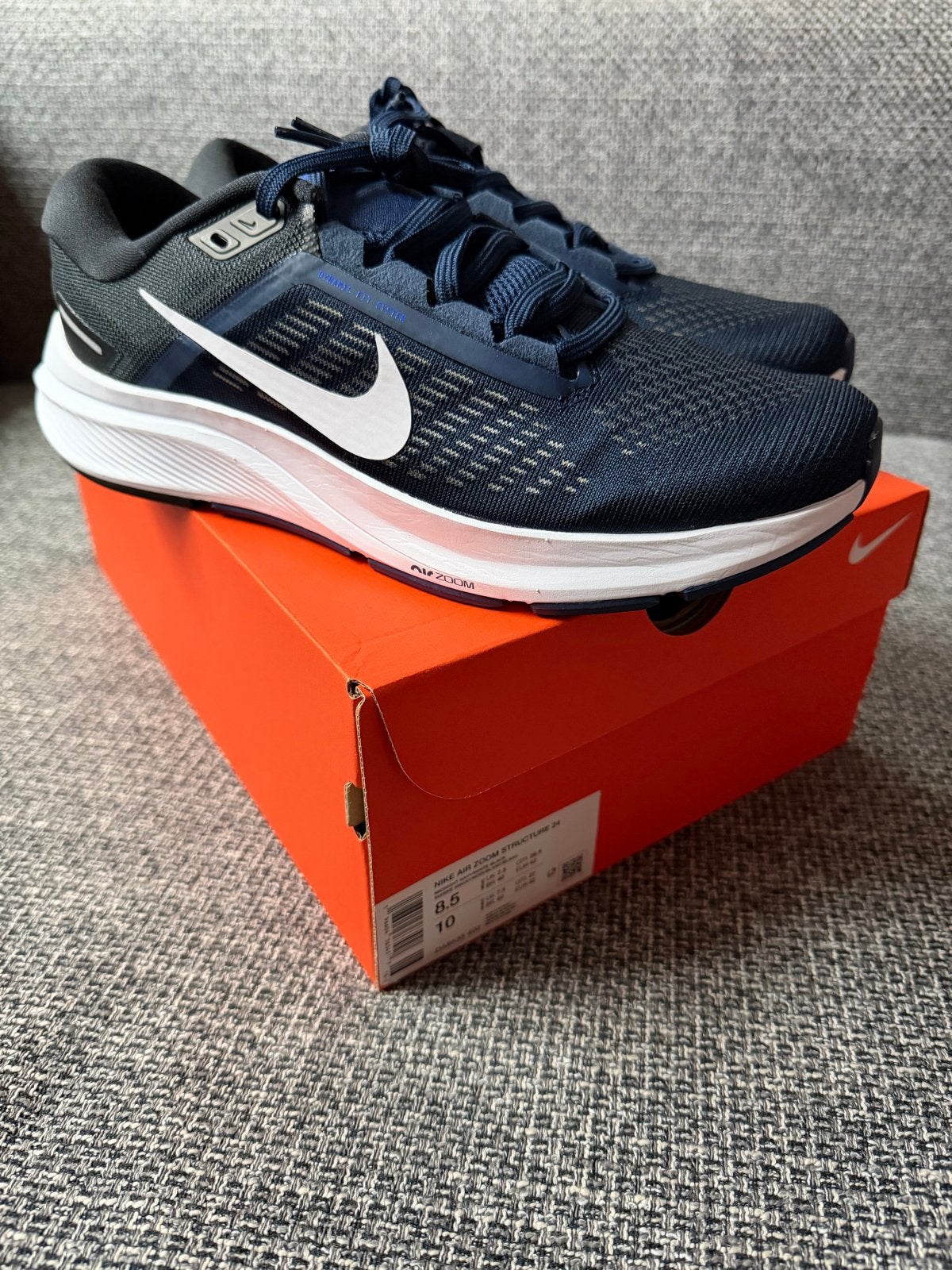 Nike Air Zoom Structure 24 - Maat 42 - Nieuw in doos, Kleding | Heren, Schoenen, Blauw, Nieuw, Ophalen of Verzenden, Sneakers of Gympen