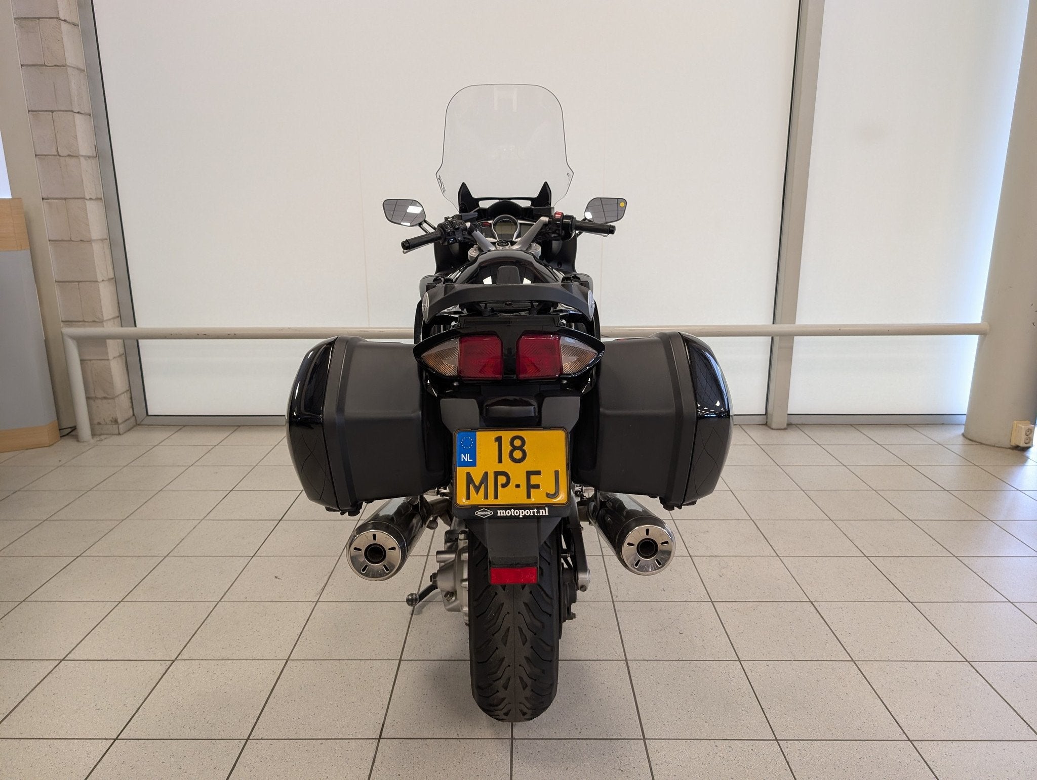 Yamaha FJR 1300 ABS (bj 2014), Motoren, Motoren | Yamaha, Klantenservice@yamaha-motor.nl, Toermotor, Koolhovenlaan 101
1119 NC  Schiphol-Rijk, NL