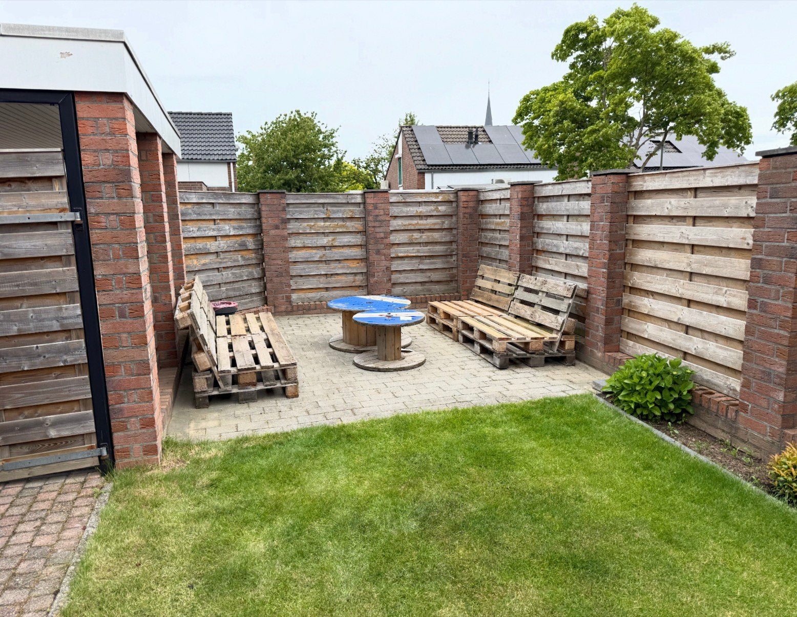 Pallet bank + tafel, Ophalen, Zo goed als nieuw, Hout