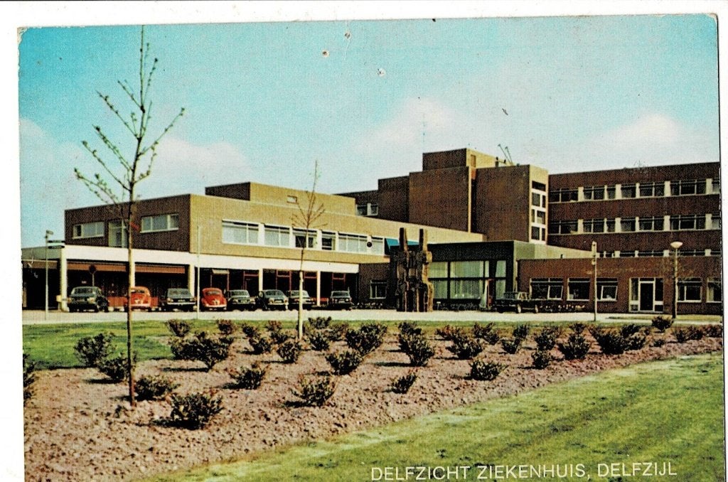 Delfzijl, Ziekenhuis, Ophalen of Verzenden, 1980 tot heden, Gelopen, Groningen