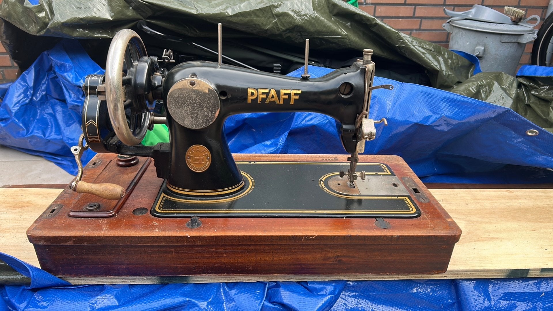 Vintage Pfaff naaimachine in houten koffer, Ophalen, Gebruikt, Naaimachine, Pfaff