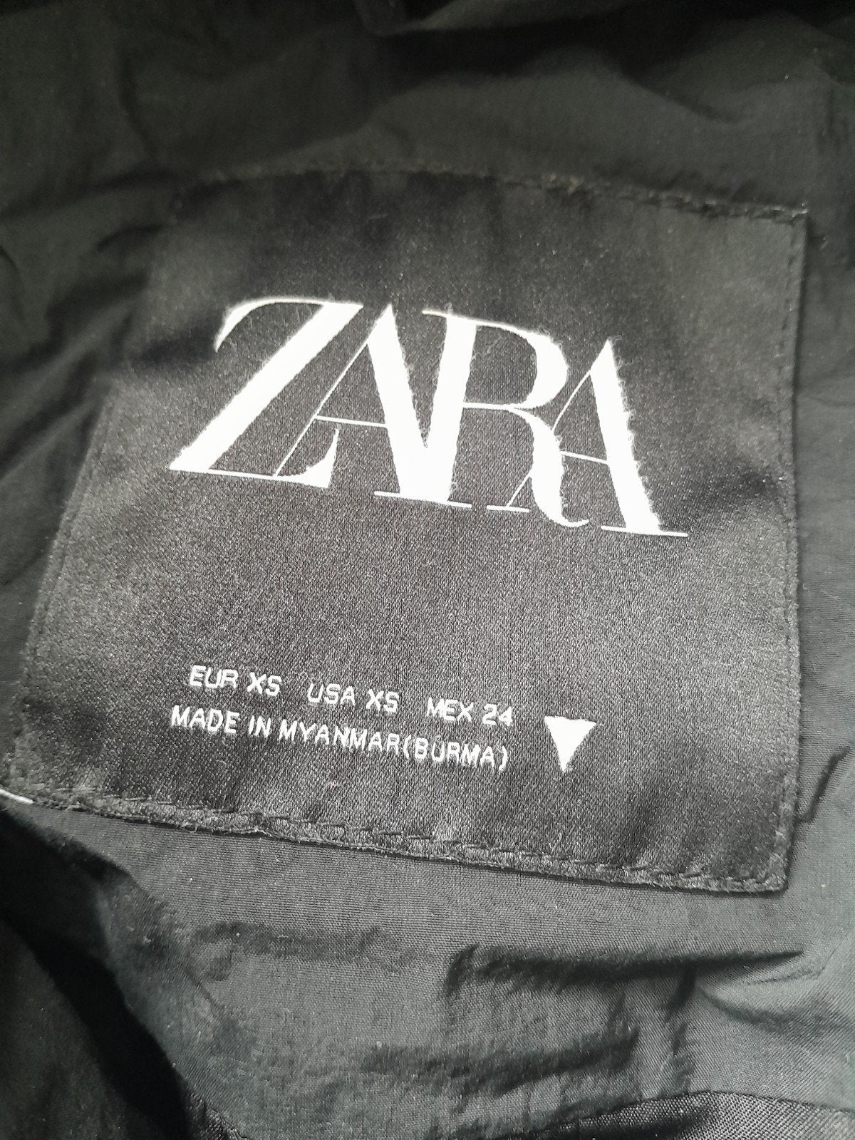 Zwarte lange puffer jas van Zara maat Xs, Ophalen of Verzenden, Zo goed als nieuw, Maat 34 (XS) of kleiner, Zara