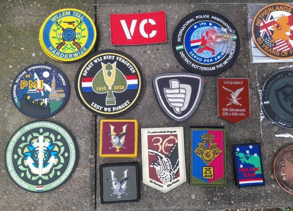 militaire emblemen, Ophalen of Verzenden, Landmacht, Nederland, Embleem of Badge