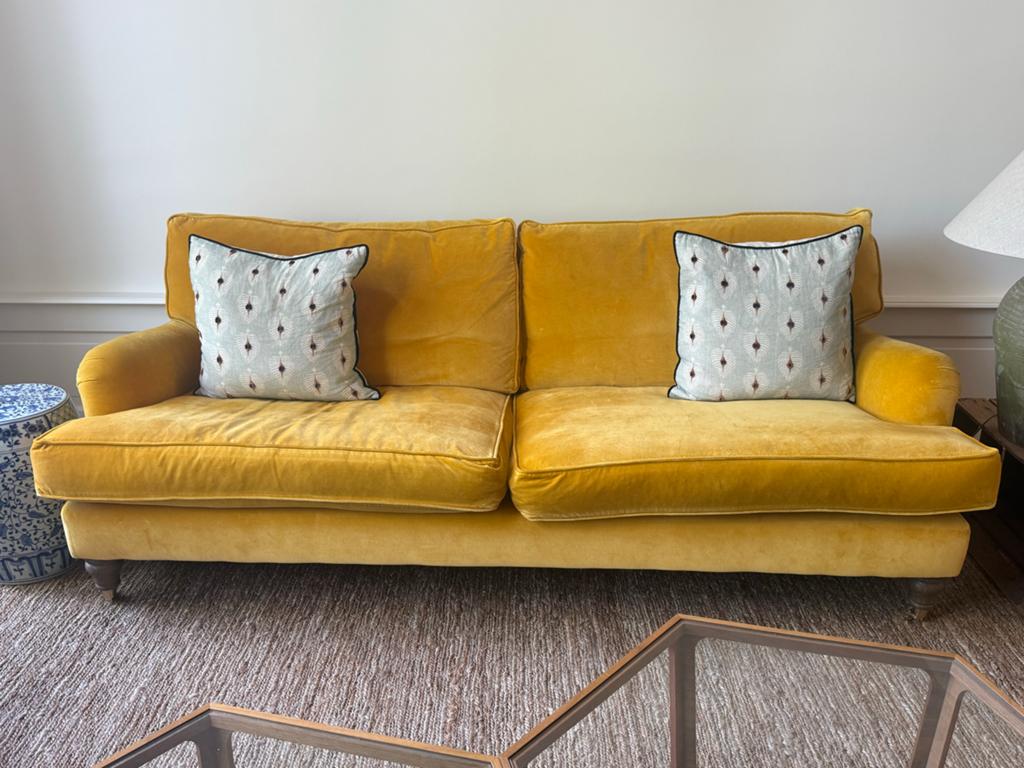 Sofacom 3-zitsbank met pouf - Velour Butterscotch, Ophalen, 100 tot 125 cm, Driepersoons, Zo goed als nieuw