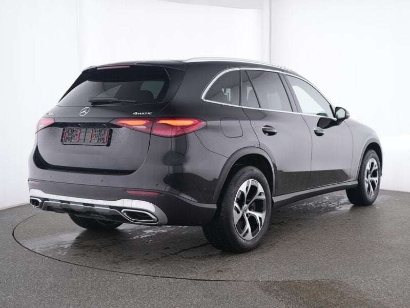 Mercedes-Benz GLC 300 e 4MATIC Plug-In Hybride Trekhaak | Me, Auto's, Automaat, 12 maanden, Zwart, Plug-in hybride