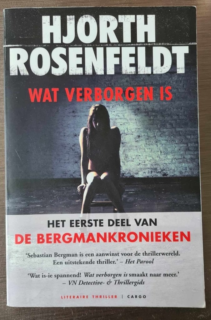 Hjorth Rosenfeldt -Wat verborgen is - Bergmankroniek, Ophalen of Verzenden, Gelezen, Scandinavië