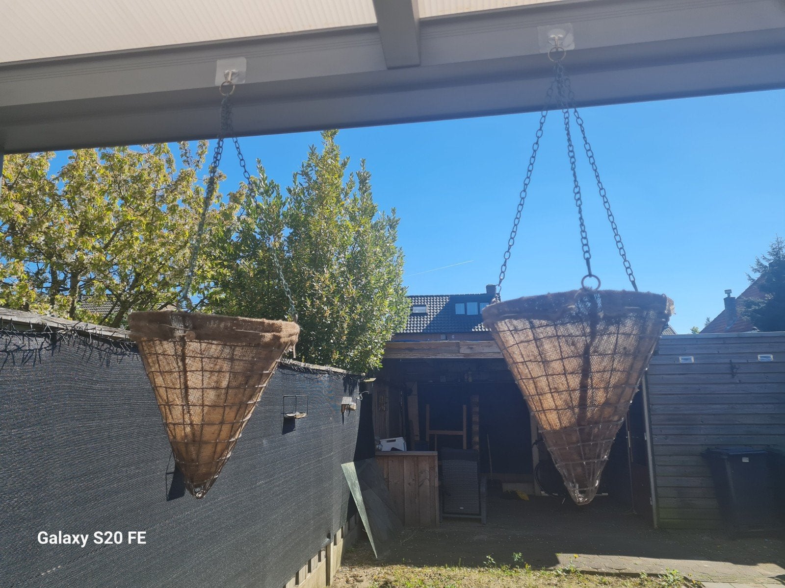2 hangen bloempotten bloembakken, Gebruikt, Rond, Ophalen of Verzenden, Balkon