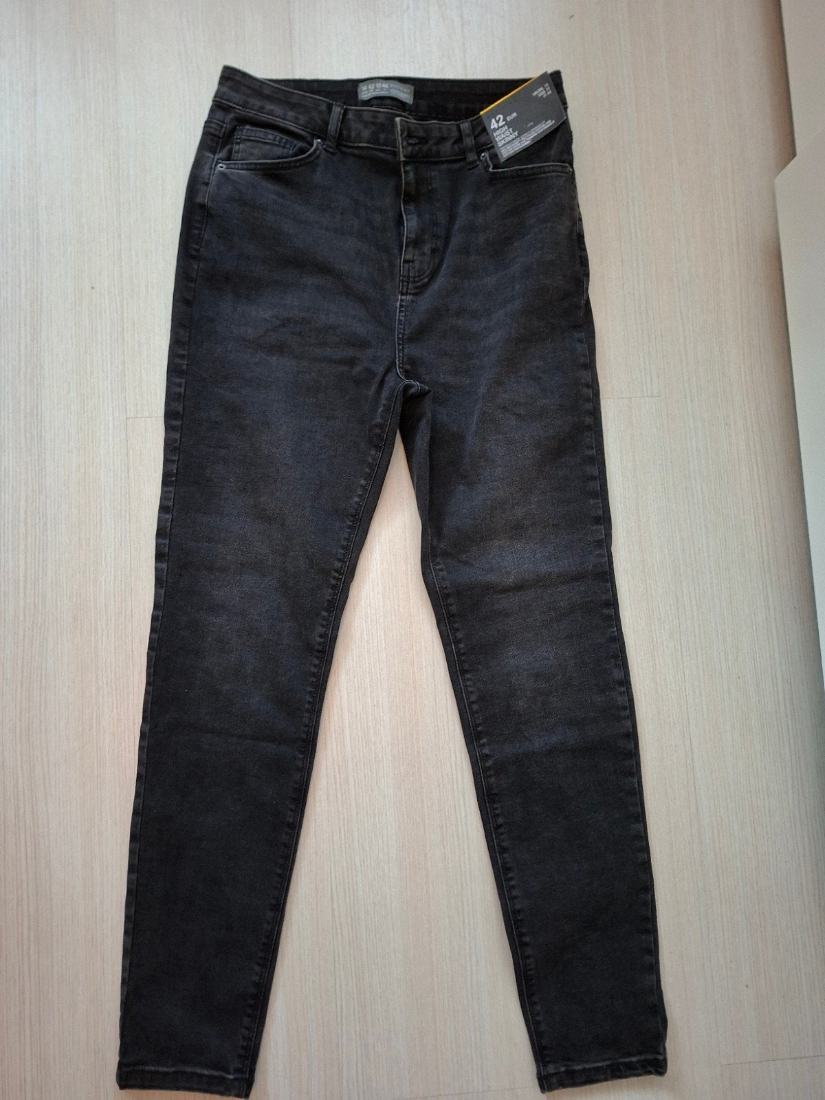 Nieuw Primark spijkerbroek maat 42, Overige kleuren, Primark, Nieuw, Ophalen of Verzenden
