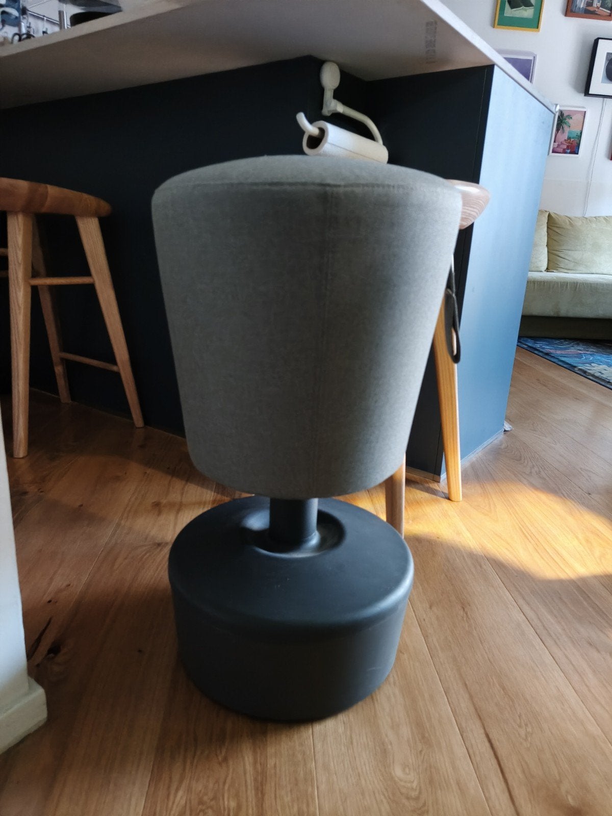 Profim Mikey verstelbare kruk - Zeer comfortabel, Ophalen, Zo goed als nieuw, Modern, Ergonomisch, Overige materialen