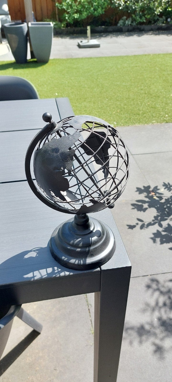 Decoratieve Metalen Wereldbol, Huis en Inrichting, Woonaccessoires | Wereldbollen, Ophalen of Verzenden, Zo goed als nieuw