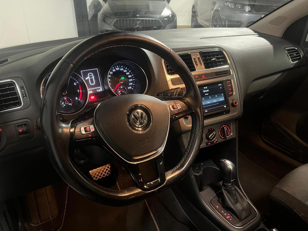 Volkswagen Polo 1.2 TSI Comfortline PANO NAVI, Voorwielaandrijving, Stof, Gebruikt, Zwart