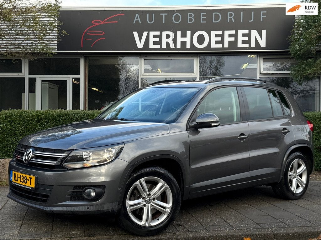 Volkswagen Tiguan 1.4 TSI Sport&Style - PANORAMADAK - CLIMAT, Auto's, Volkswagen, Voorwielaandrijving, Euro 5, 15 km/l, Gebruikt