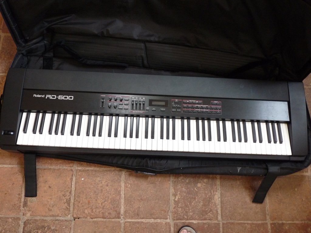 Roland RD600 RD-600 synthesizer vintage sound, Ophalen, 61 toetsen, Roland, Zo goed als nieuw