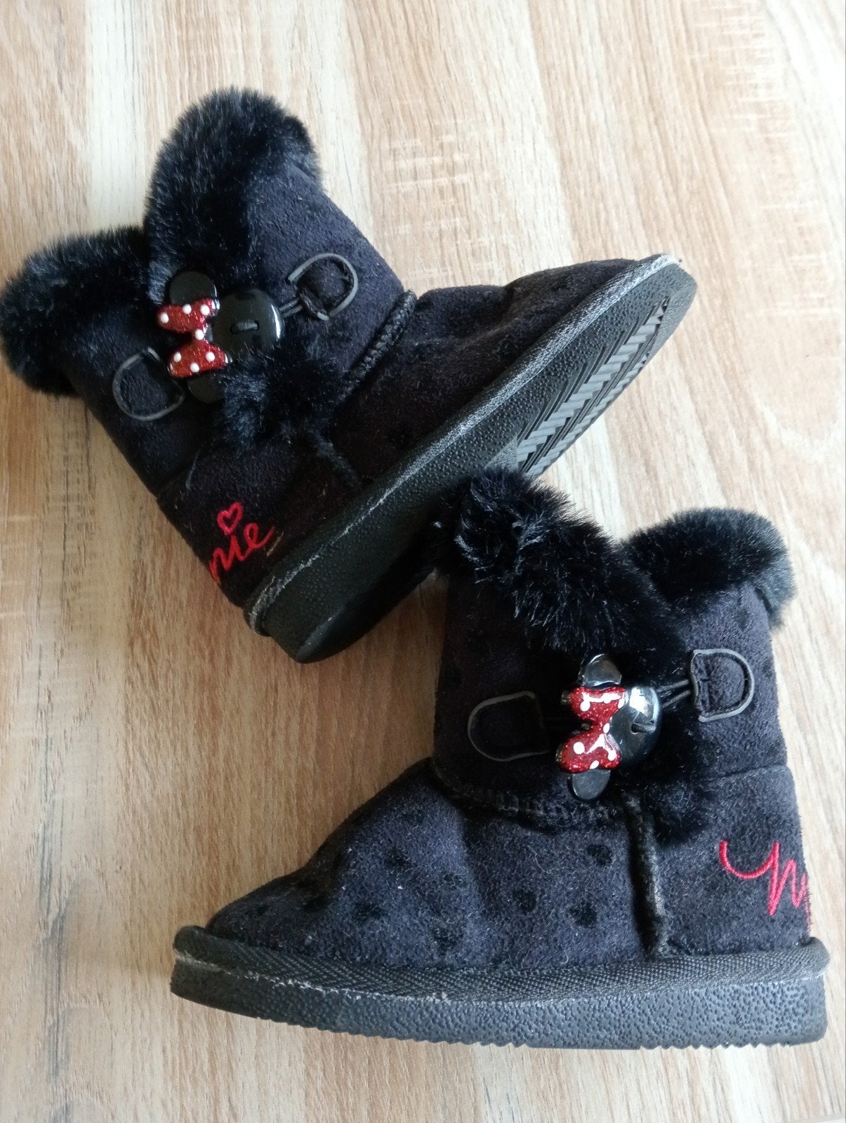 Zwarte laarsjes bontgevoerd Minnie Mouse 3 - 4 jaar, Ophalen of Verzenden, Zo goed als nieuw, Meisje, Laarzen