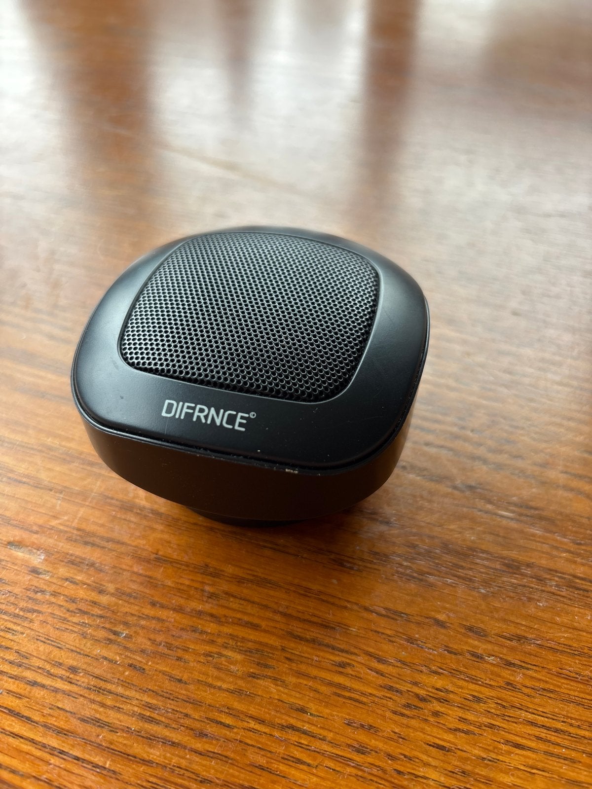 DIFRNCE Draagbare Speaker - Compact en Handig, Overige merken, Gebruikt, Ophalen of Verzenden, Draagbare speaker
