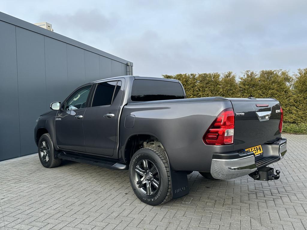 Toyota Hilux 2.4 D-4D AUTOMAAT / 4x4 / 1e EIG / 3.500 KG AHG, Automaat, Gebruikt, Euro 6, 150 pk