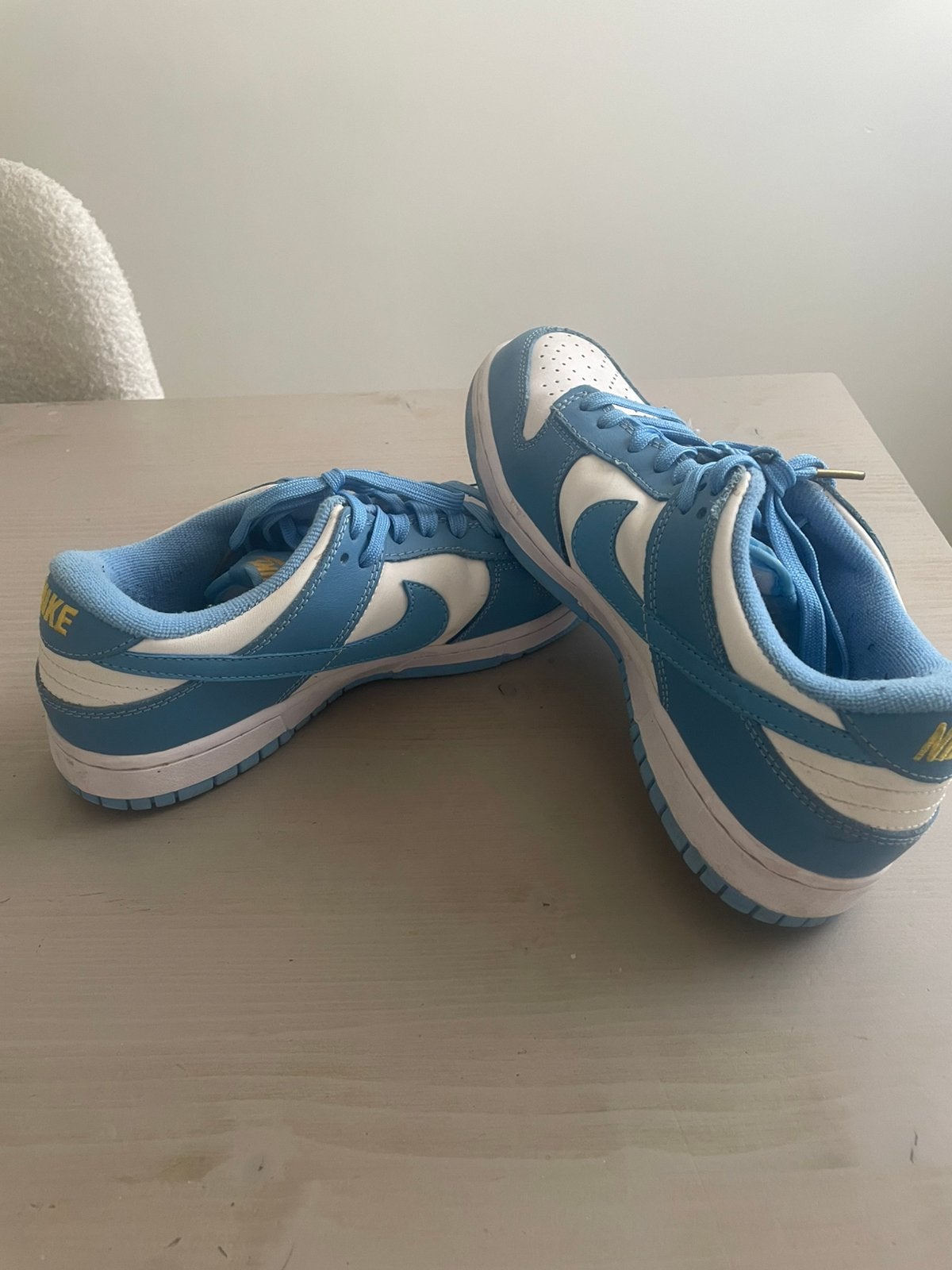 Nike dunk low blauw, Ophalen of Verzenden, Zo goed als nieuw, Hardloopschoenen, Nike