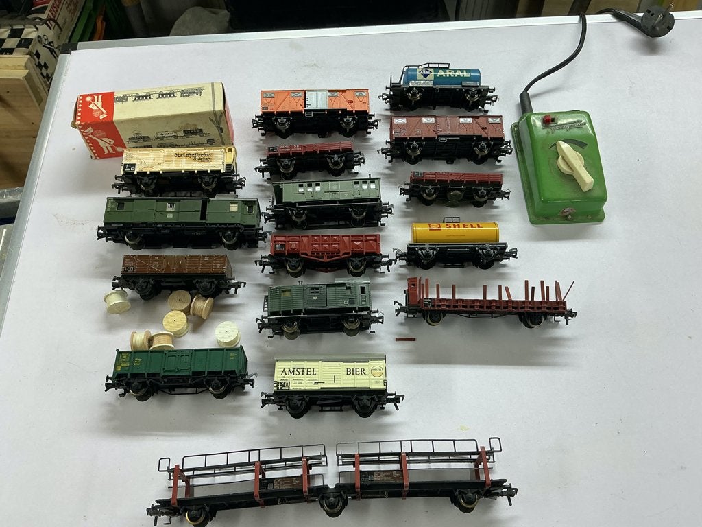 fleischmann H0 Wagonen  17 stuks, Ophalen, Gebruikt, Gelijkstroom, Fleischmann