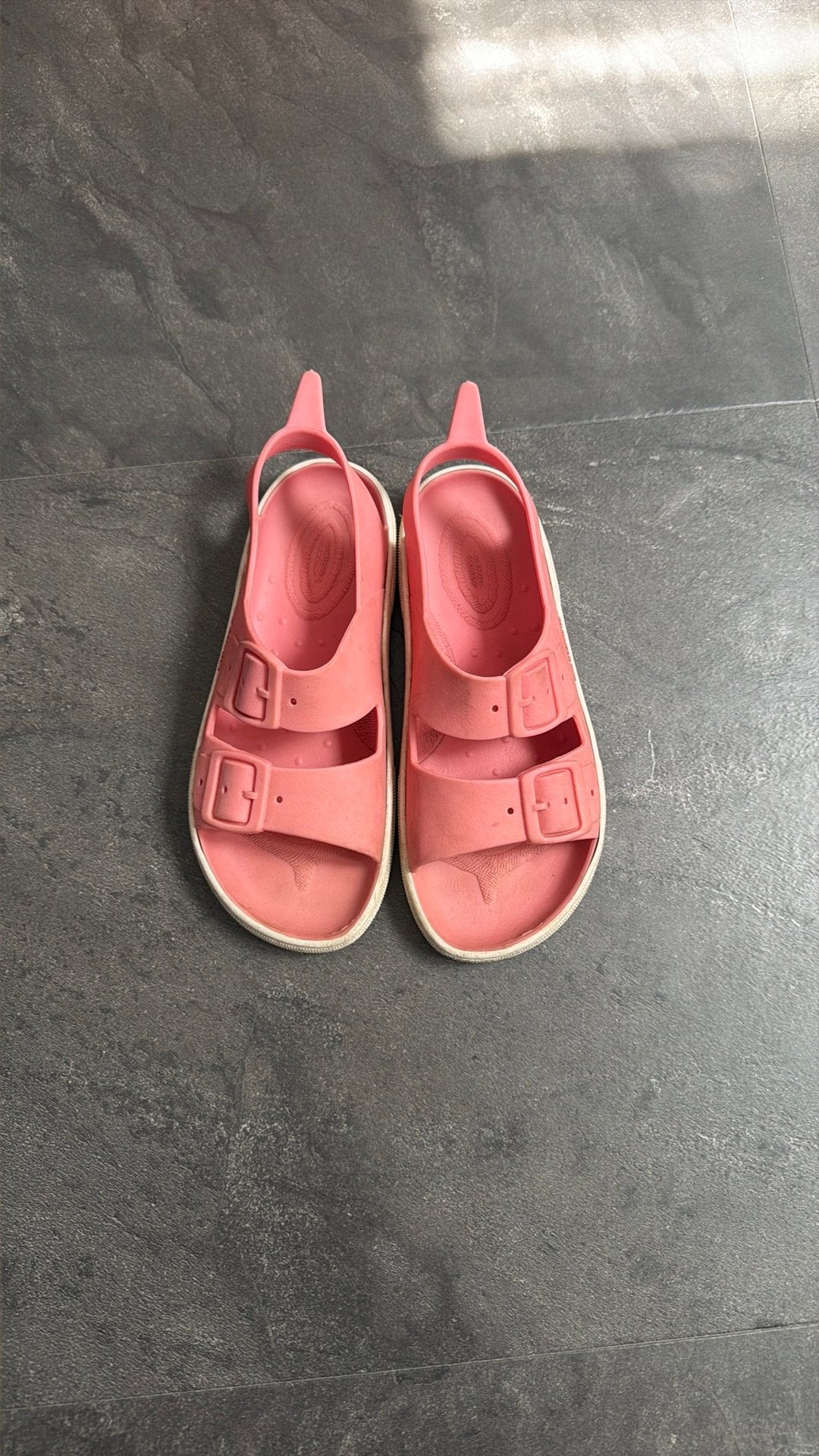 Badslippers maat 32/33, Ophalen, Zo goed als nieuw, Overige typen