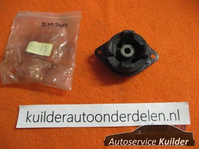 Motorsteun Versnellingsbak Audi 100 C2 C3  EM2451  431399151, -, -, Nieuw, -