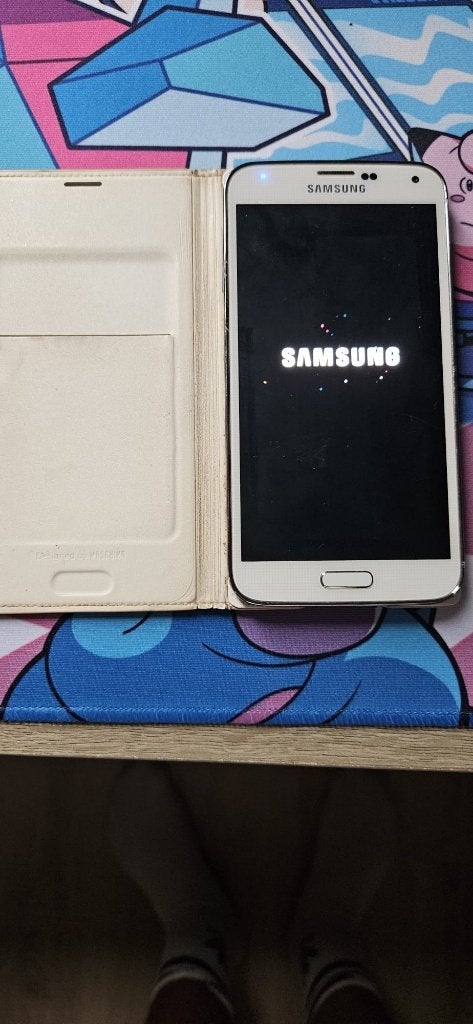 Samsung galaxy s5 Moschino, Gebruikt, Overige kleuren, Ophalen of Verzenden, Galaxy S2 t/m S9