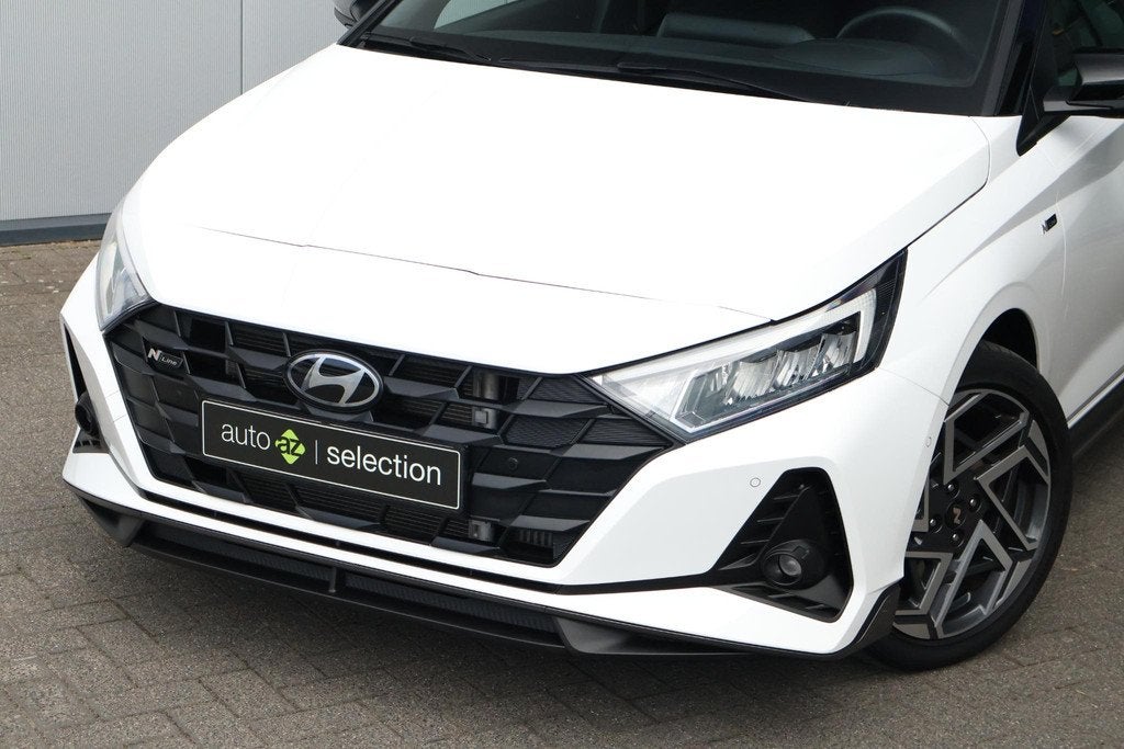 Hyundai i20 1.0 T-GDI N Line / Bose / Camera / DAB / Sfeerve, Voorwielaandrijving, Gebruikt, Euro 6, Wit