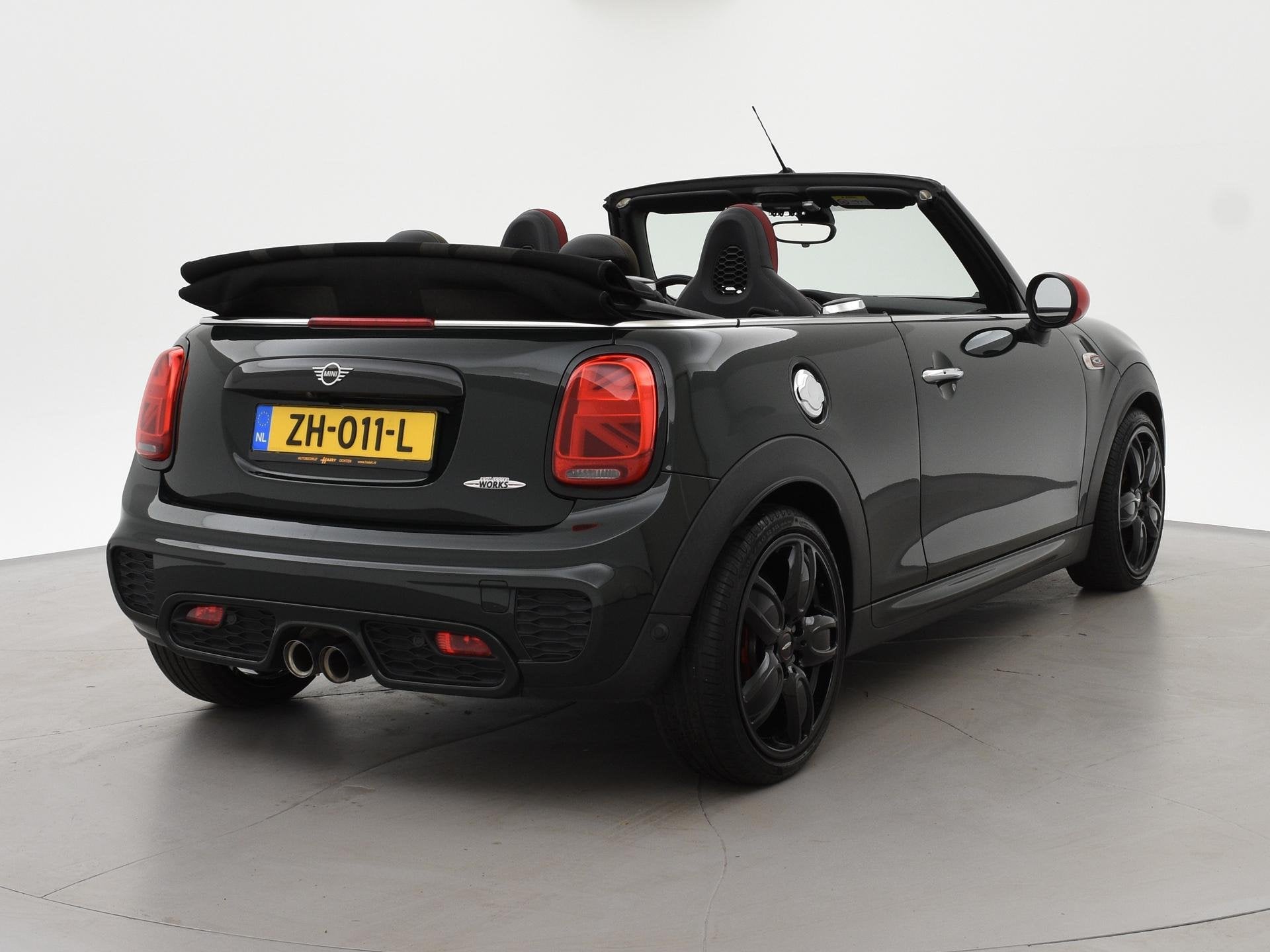 MINI Cabrio 2.0 JCW JOHN COOPER WORKS 231 PK REBEL GREEN | J, Auto's, Mini, 1998 cc, Gebruikt, 4 cilinders, Cabriolet