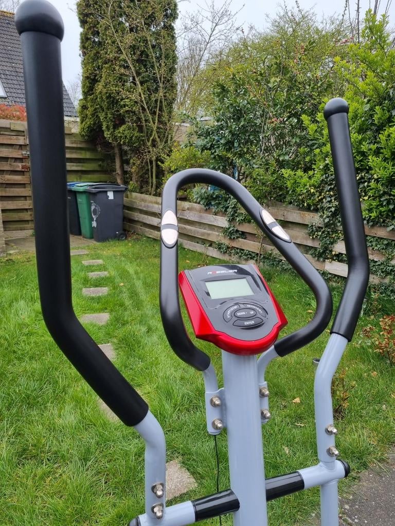 CROSSTRAINER (RÖSSLER), Ophalen, Zo goed als nieuw, Overige typen