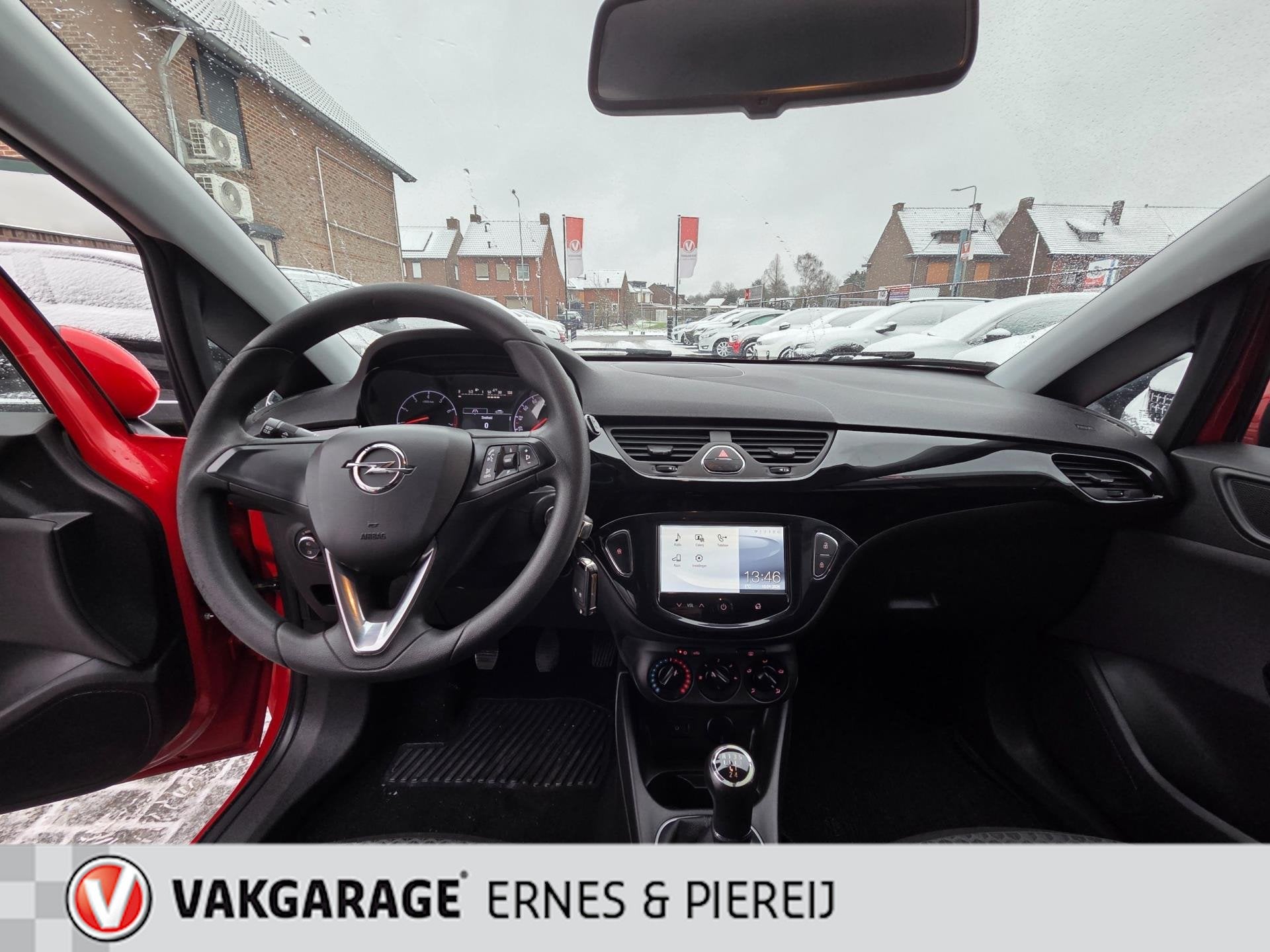 Opel Corsa 1.2 met airco en entertainmentscherm, Auto's, Voorwielaandrijving, Stof, Gebruikt, Zwart