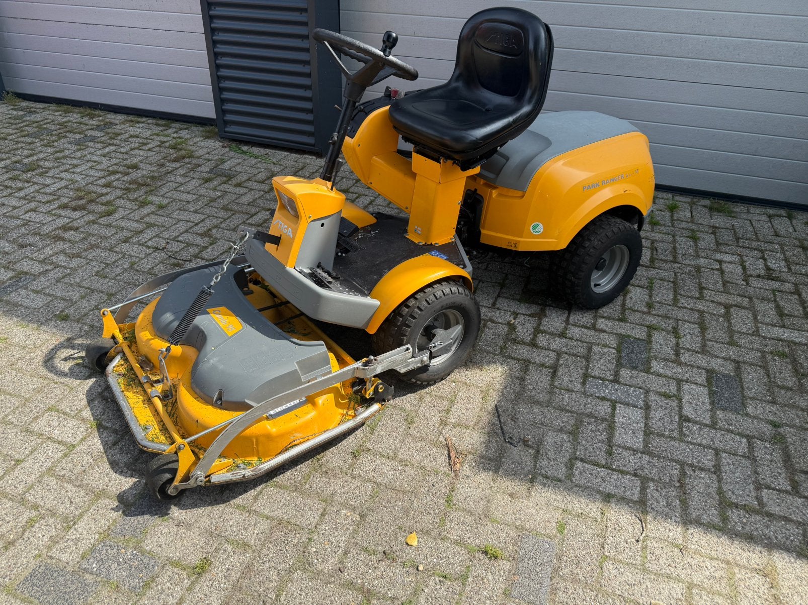 Stiga park ranger svan stuurbekrachtiging honda 2 cilinder, Tuin en Terras, Zitmaaiers, Ophalen, Gebruikt, ., .