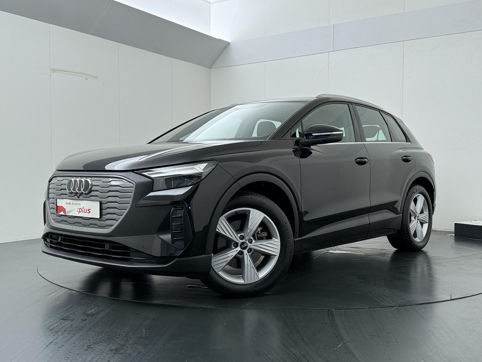 Audi Q4 e-tron 35 Launch edition 55 kWh | 170 PK | SoH % | S, Auto's, Gebruikt, Zwart, Zwart, Q4 e-tron