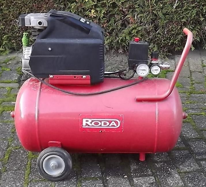 Compressor, Roda compressor., Doe-het-zelf en Verbouw, Compressors, Ophalen, 6 tot 10 bar, Zo goed als nieuw, Minder dan 200 liter/min