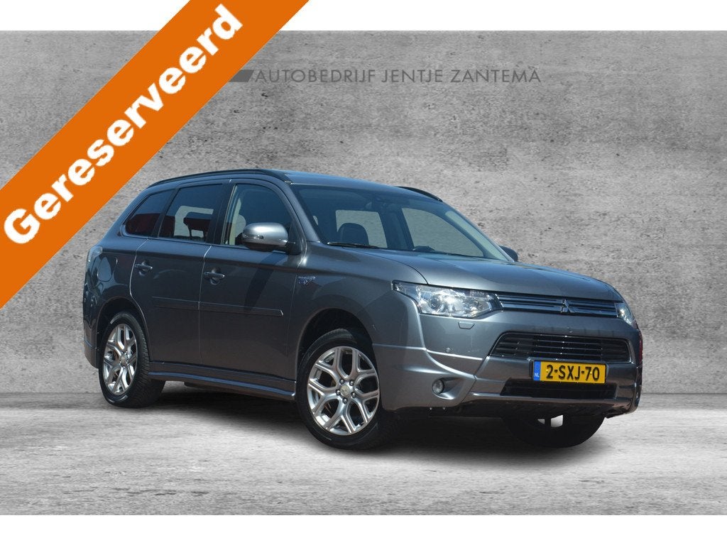 Mitsubishi Outlander 2.0 PHEV instyle | Navigatie | Leer | S, Auto's, Automaat, Zwart, 4 cilinders, Bedrijf