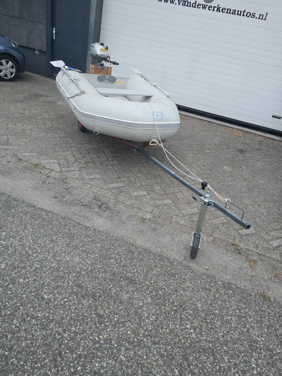 Foto 10 van Quicksilver 230 rubberboot met Honda 2pk buitenboordmotor