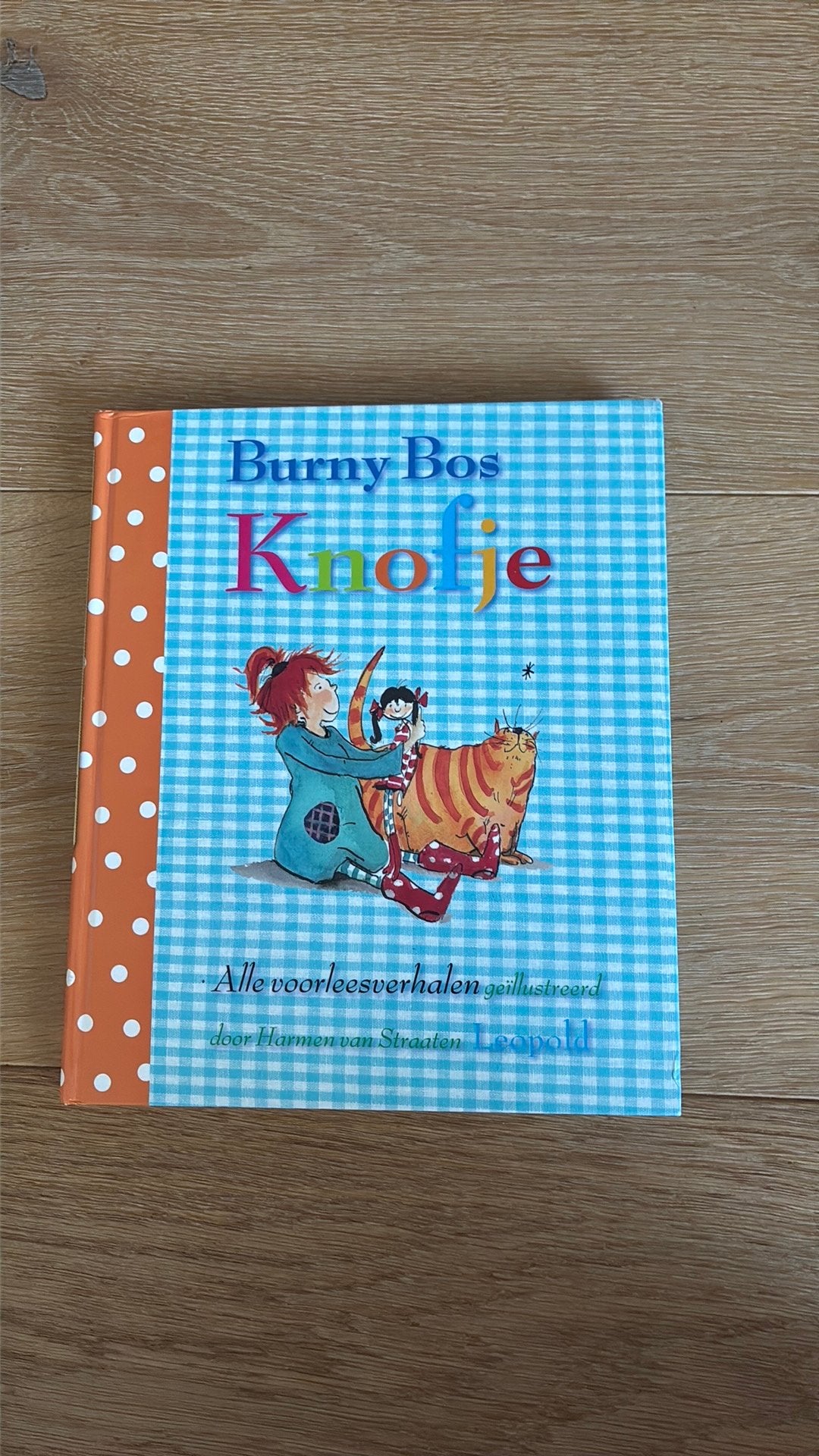 Boek Knofje - Burny Bos, Ophalen of Verzenden, Zo goed als nieuw, Fictie algemeen